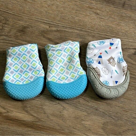 Baby Infant Teething Mitt Set of 3 - Picture 2 of 2